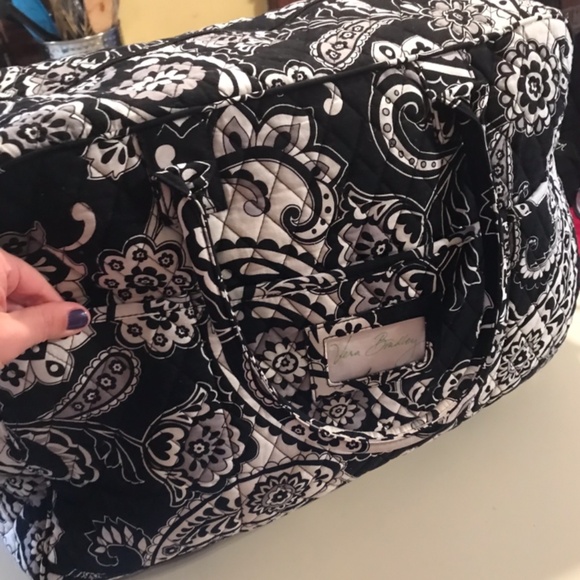 Large Vera Bradley duffle bag - Picture 8 of 11